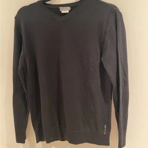 You are looking at a wool dior homme  v neck sweater size small or xsmall kids